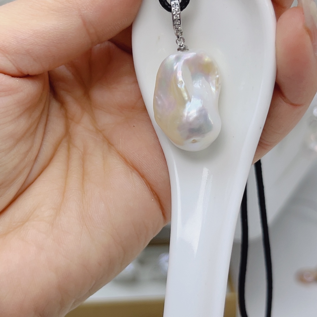 未镶嵌淡水珍珠颈饰