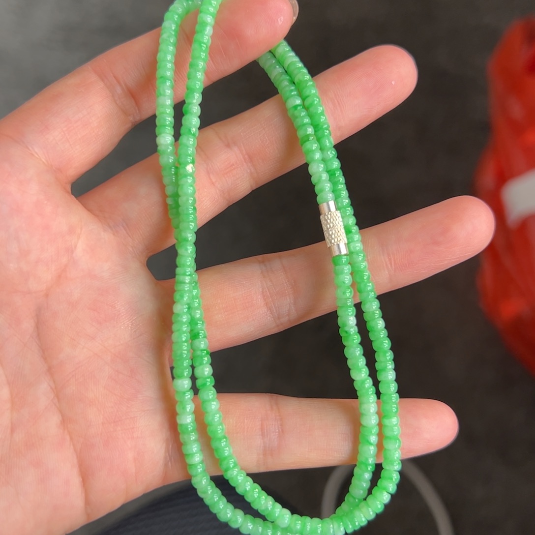 翡翠手链未镶嵌翡翠手链