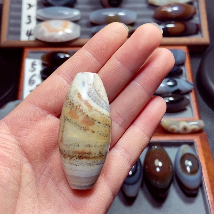 玛瑙/玉髓珠宝奇石未镶嵌