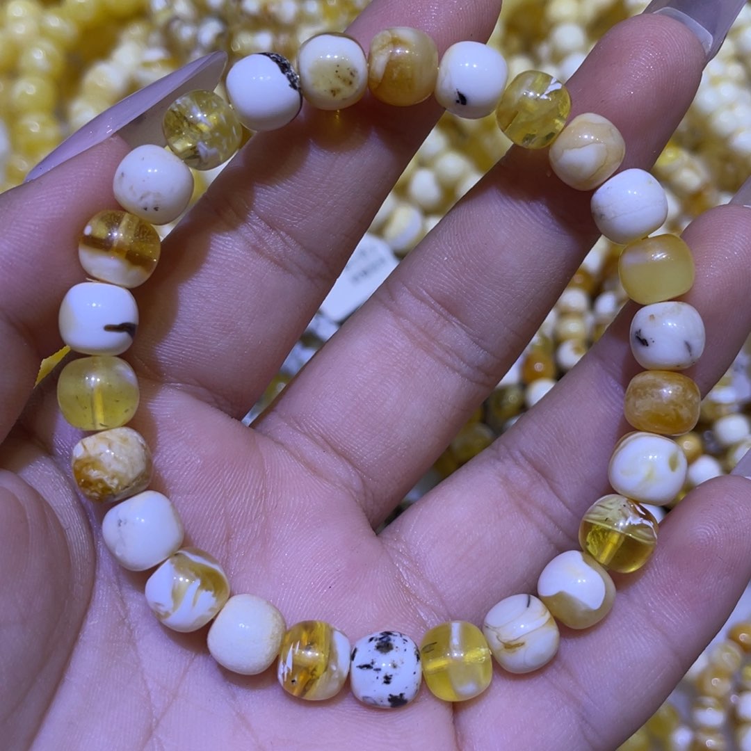 蜜蜡未镶嵌珠宝奇石8.2m