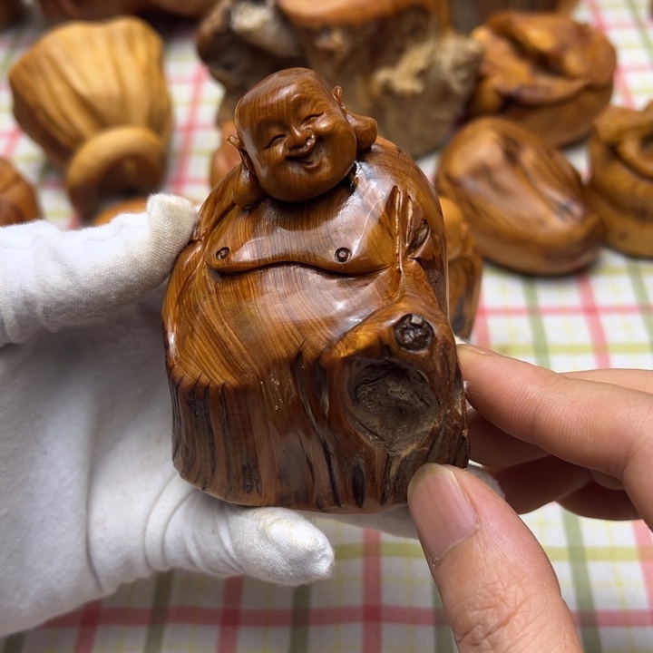 黑***士柏木（崖柏）陈化老料手串把件 