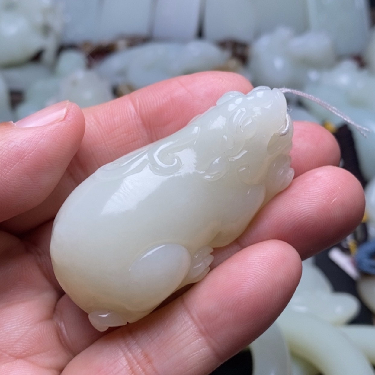 【闪购商品】颈饰未镶嵌和田玉（糖玉）