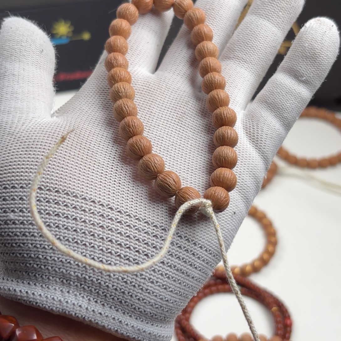 ⠀***⠀猴头核桃手串凤羽9+