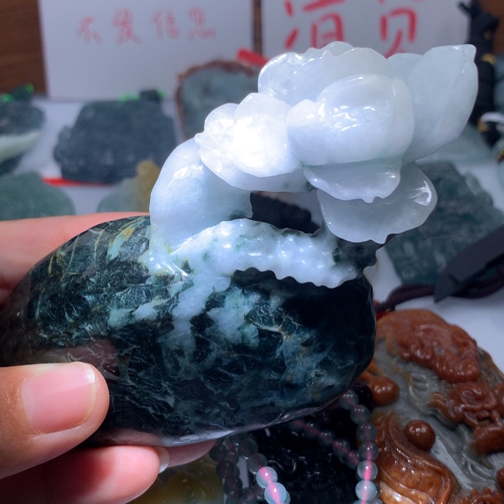 翡翠颈饰未镶嵌保真天然A货翡翠