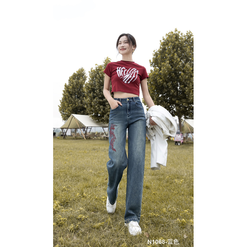 女士秋冬新款牛仔筒裤蓝色牛仔裤显瘦百搭时尚直筒阔脚设计1068