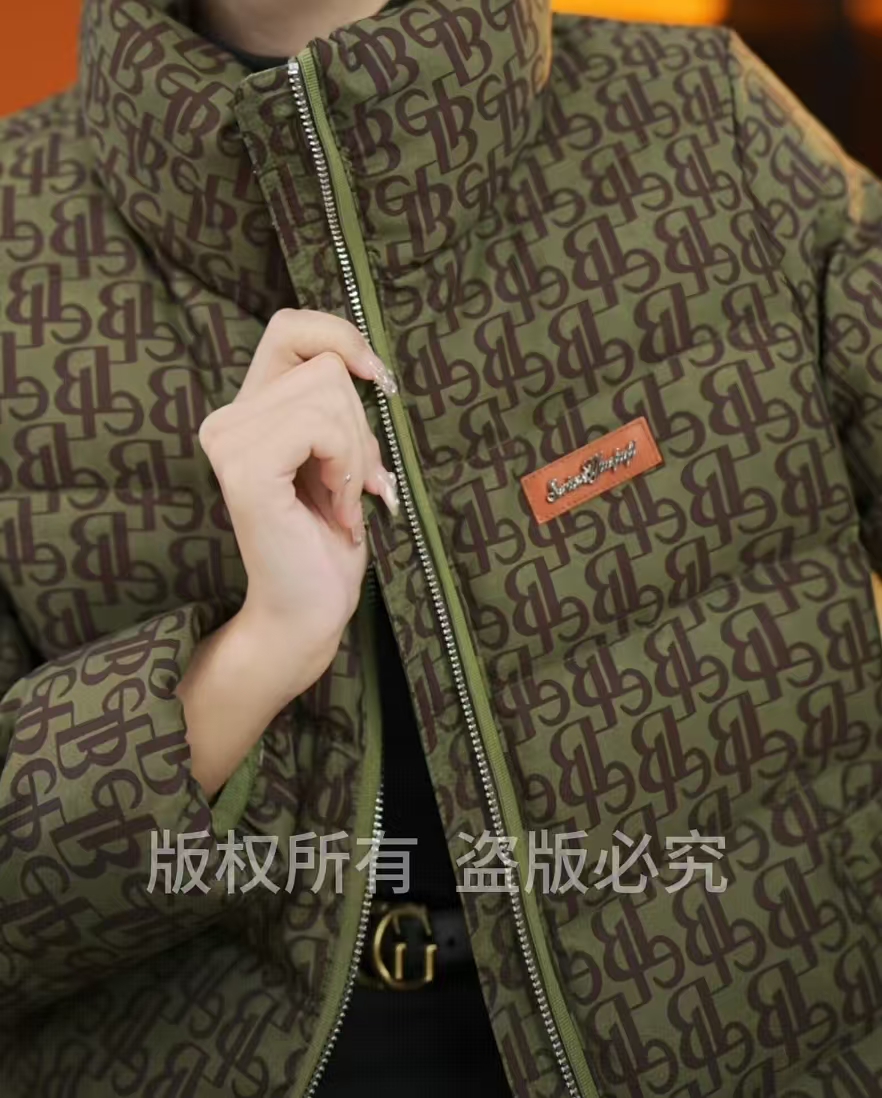 杭州原版正品2026年新款 翡翠绿羽绒服女