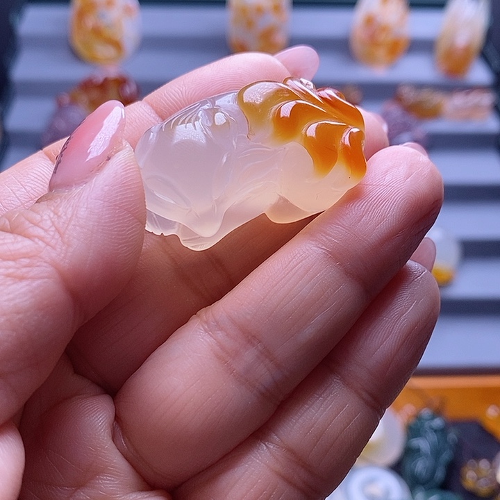 玛瑙/玉髓颈饰未镶嵌