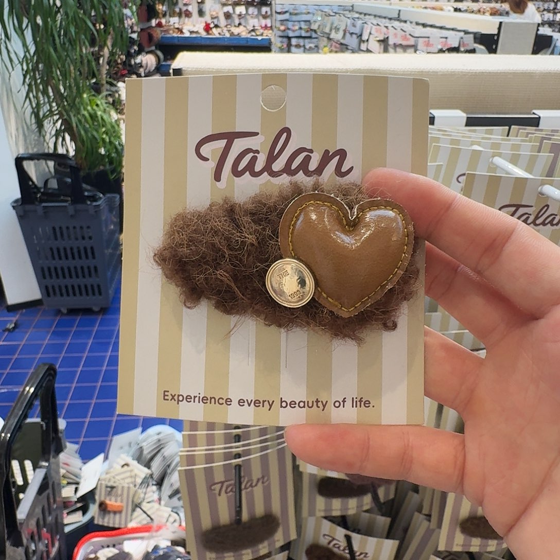 布艺非金属拜拜夹爱心