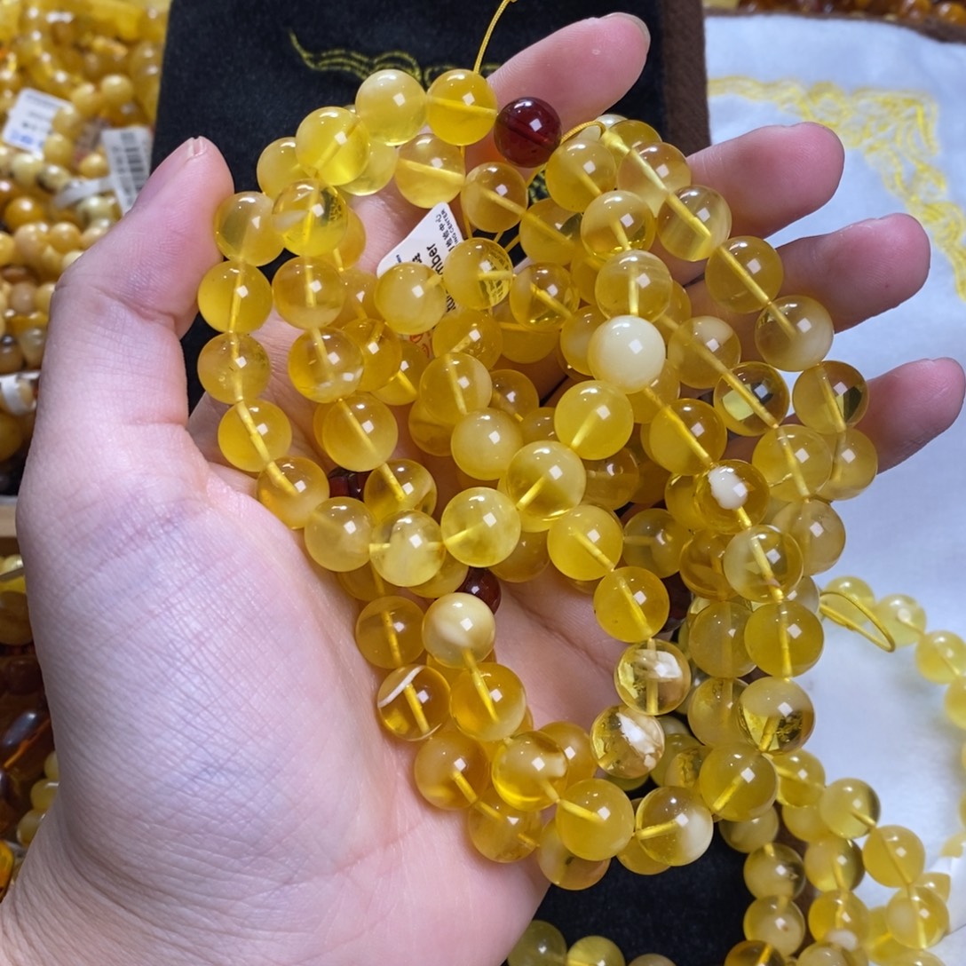 琥珀未镶嵌珠宝奇石