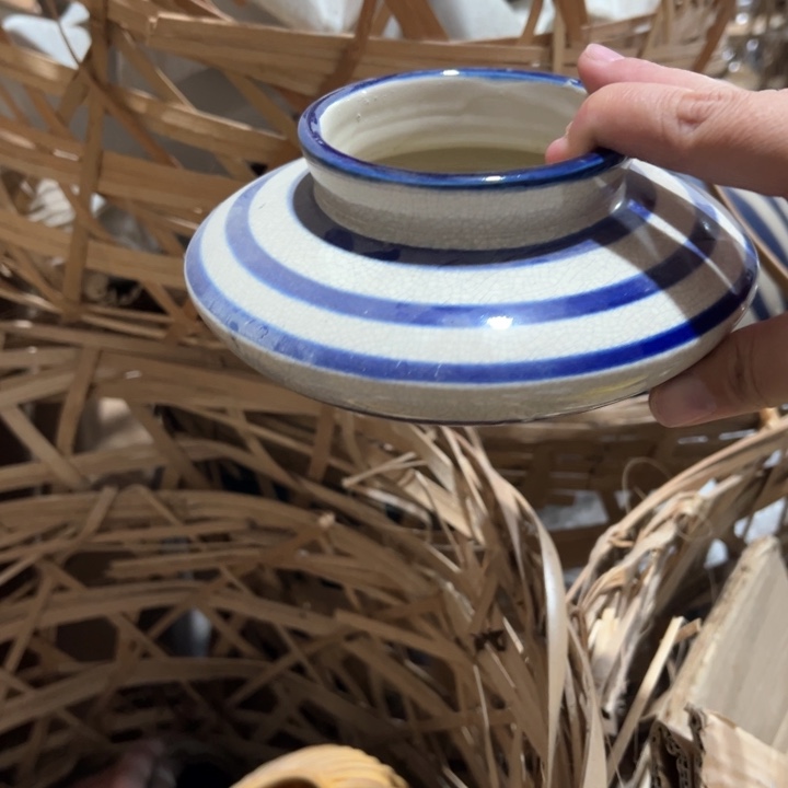 陶瓷花瓶摆件外贸出口（微瑕）高6口8公分