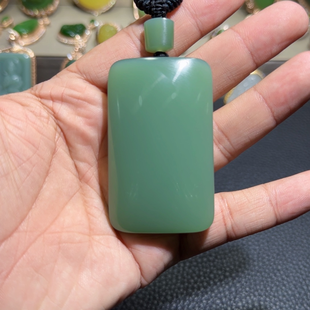 和田玉（碧玉）挂件未镶嵌油*油