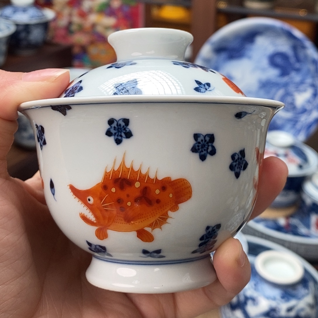 瓷桃花鳜鱼元宝盖碗