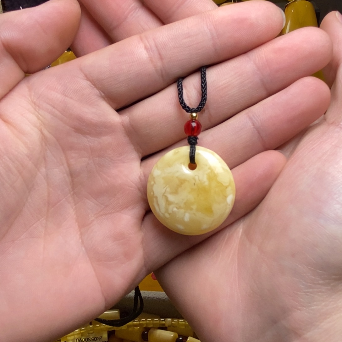 琥珀未镶嵌裸石蜜蜡