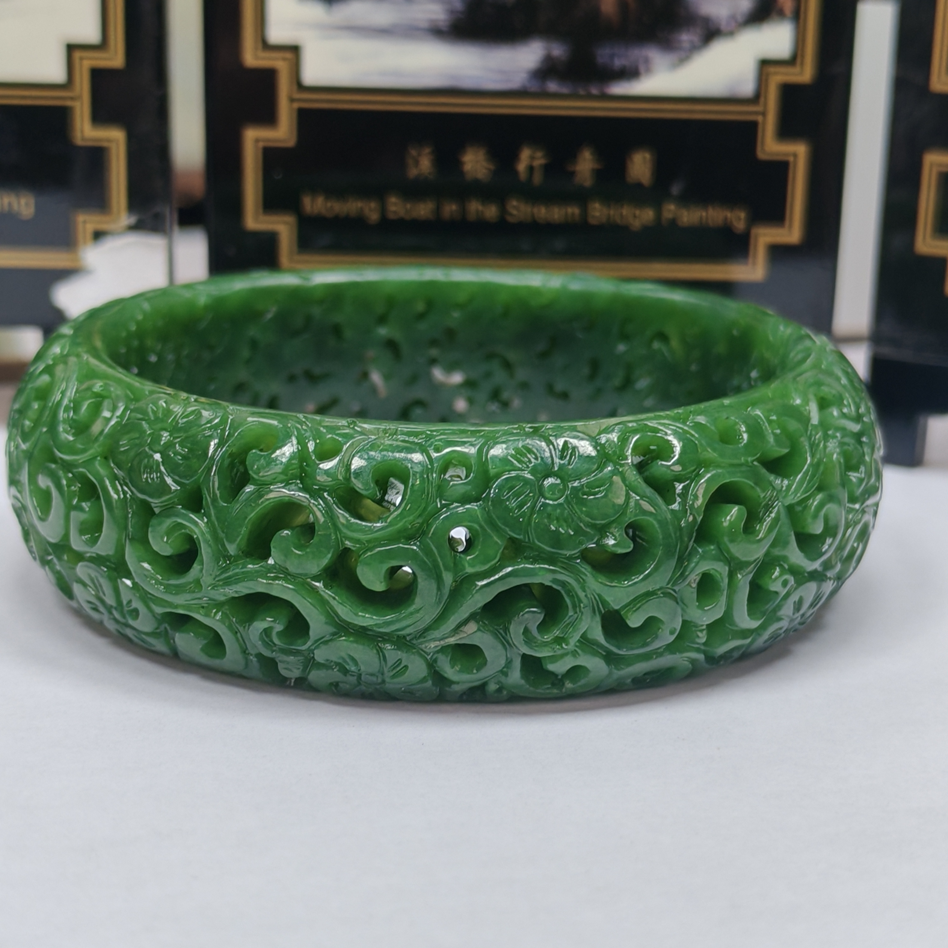 23-25宽和田碧玉时尚精美雕花轮胎手镯