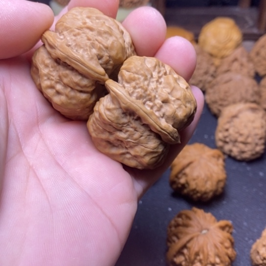 文玩核桃蛤蟆头39微