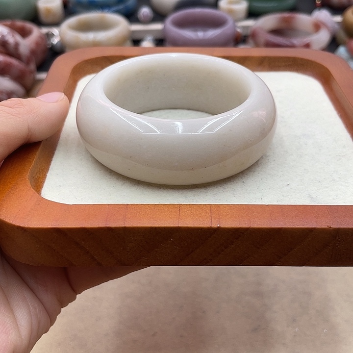 石英质玉圈口52未镶嵌