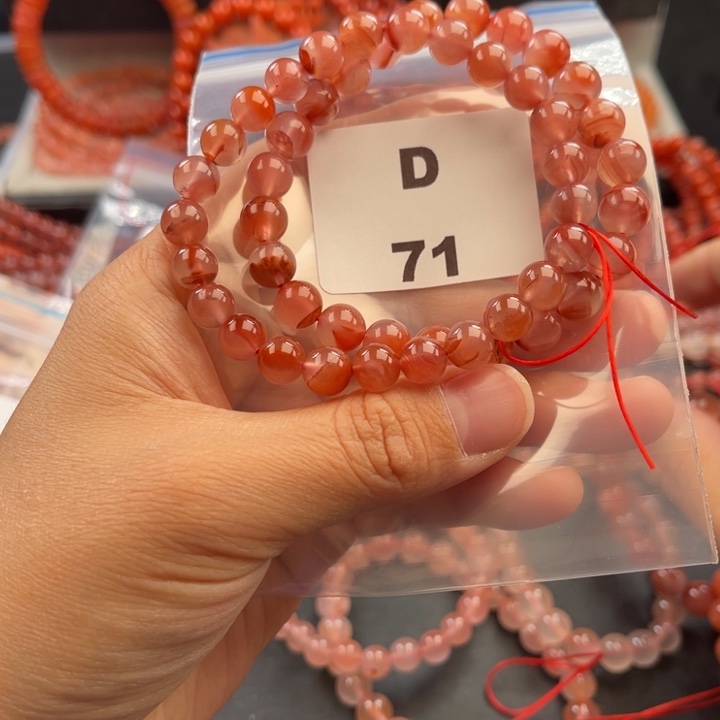 南红玛瑙未镶嵌多样性发货默认微瑕称重32.8克