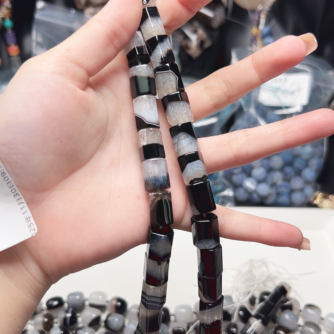 *****玛瑙/玉髓未镶嵌珠宝半成品t565 