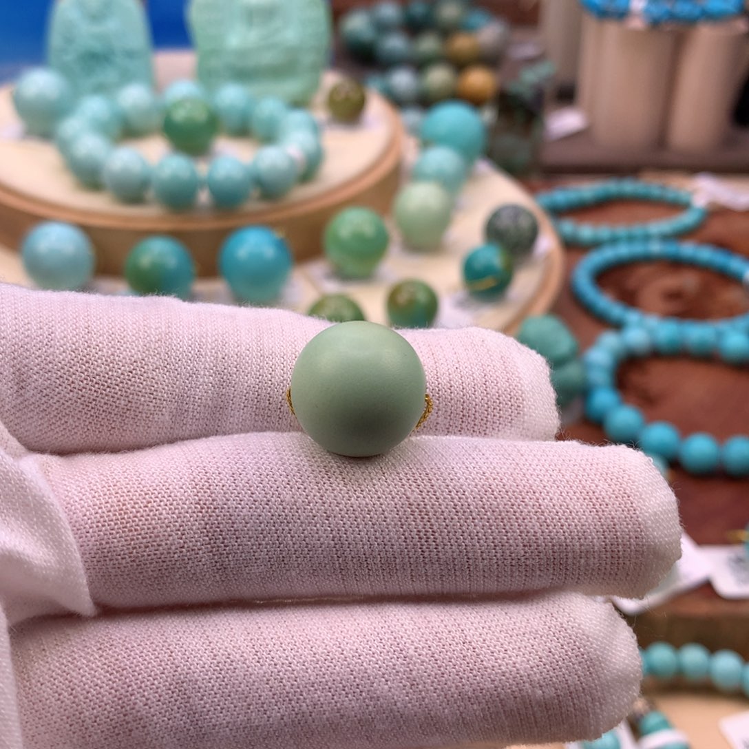 绿松石未镶嵌珠宝奇石14.9mm