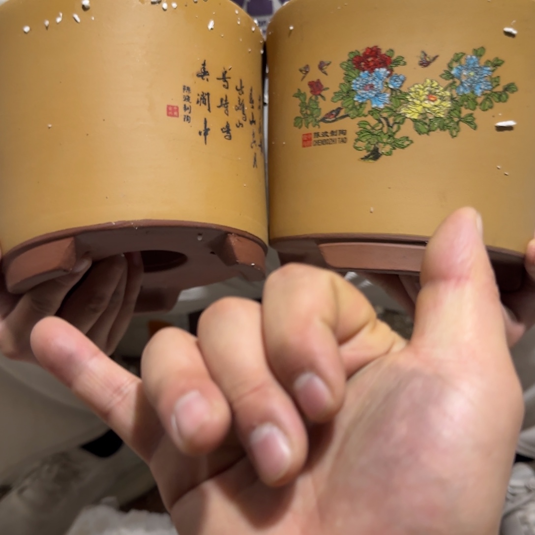 紫砂花盆瑕疵也不多