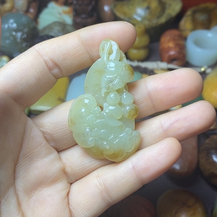 岫岩老玉（透闪石质玉）未镶嵌挂件