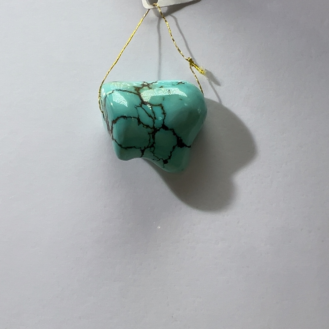绿松石未镶嵌挂件