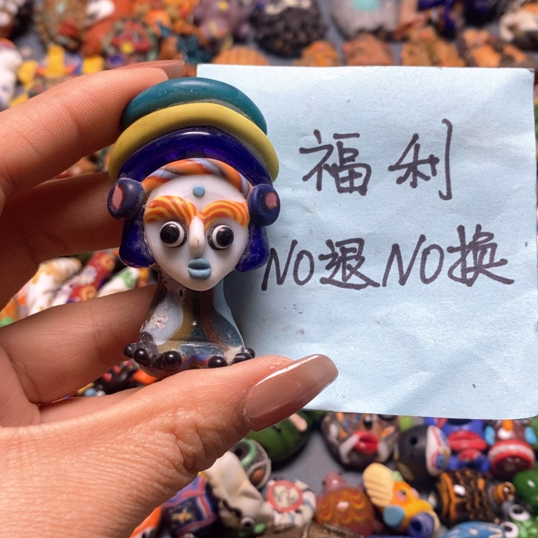 琉璃颈饰印度尼西亚公举