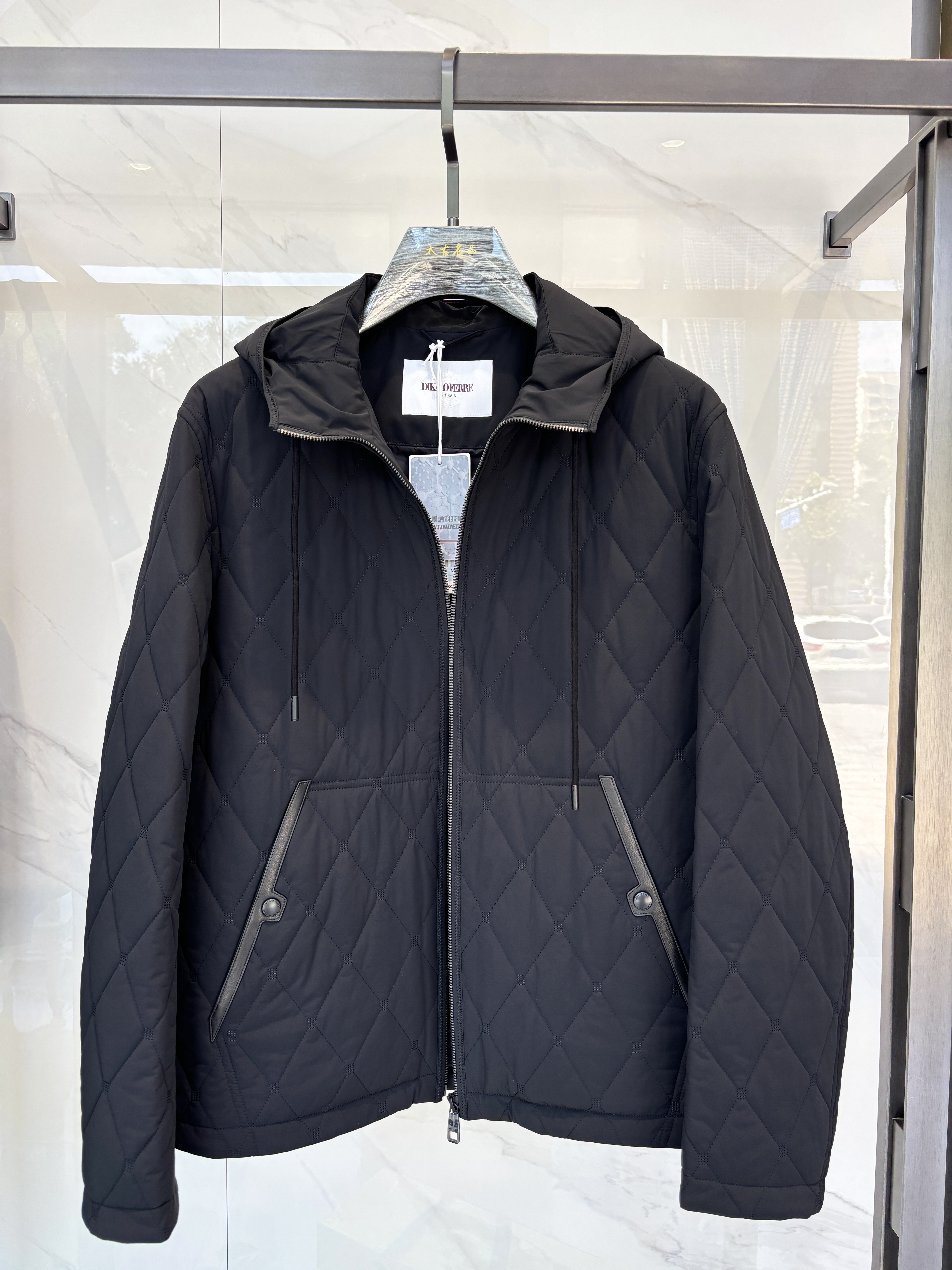 DIKALO FERRE/迪卡里奥 费雷男士秋冬黑色石墨烯科技棉棉服连帽