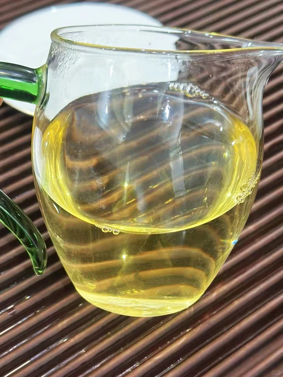 冰岛老寨大树25年头春春茶/一秒回甘/汤香水柔