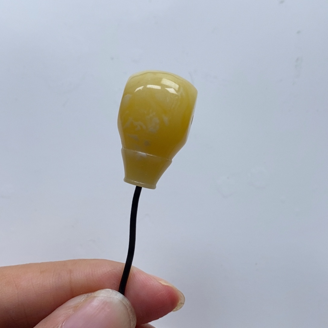 琥珀未镶嵌裸石蜜蜡