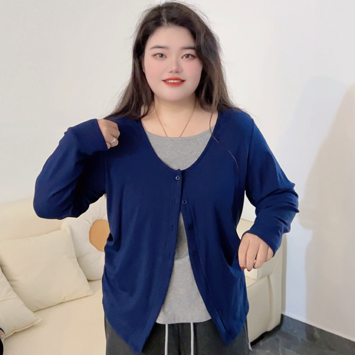 狮子座 时尚简约收腰假两件开衫 6481