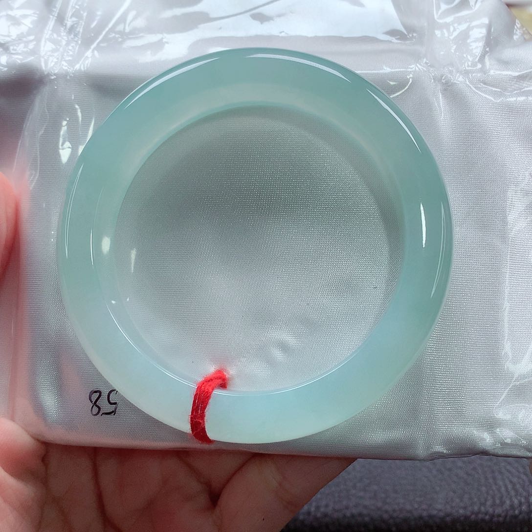 翡翠手镯未镶嵌天然A货翡翠手镯