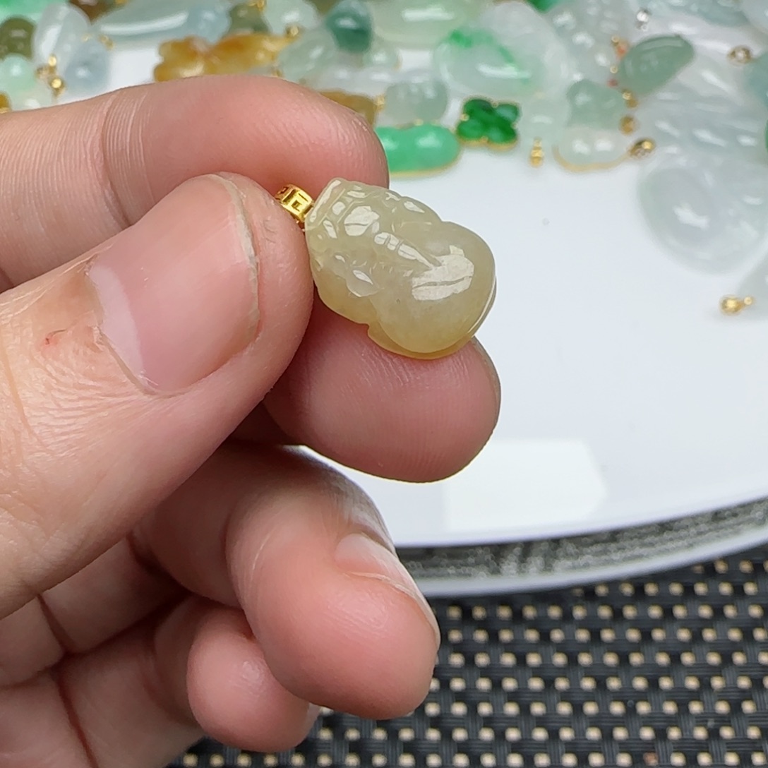 【闪购商品】翡翠颈饰18K金镶嵌貔貅