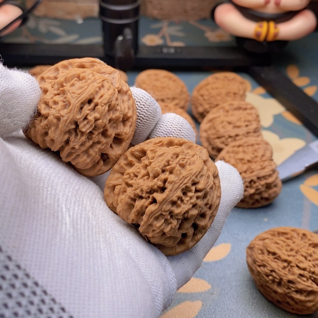 文玩核桃吊坠?***象文玩核桃