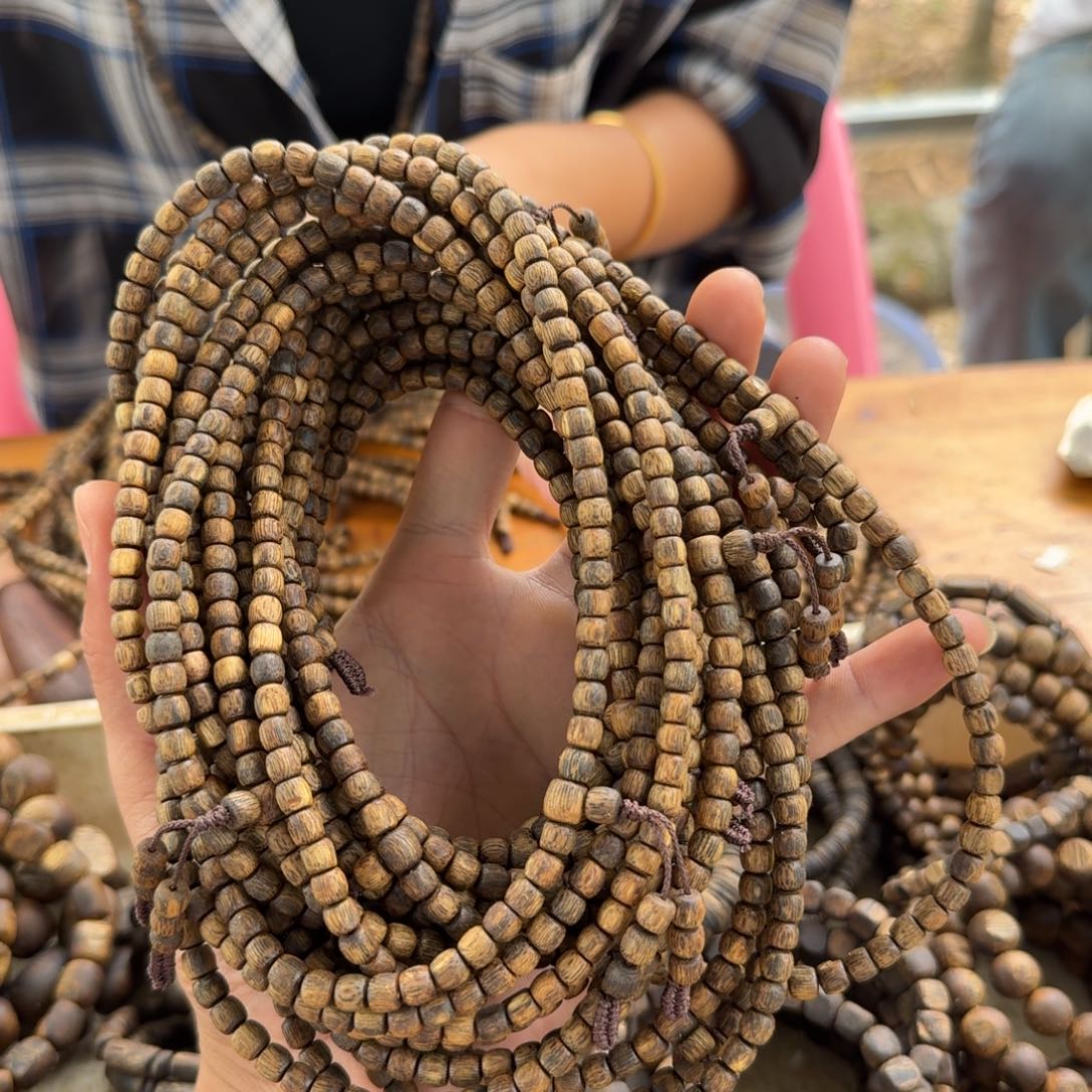 沉香碎屑沉香多圈白棋桶珠多样性发一