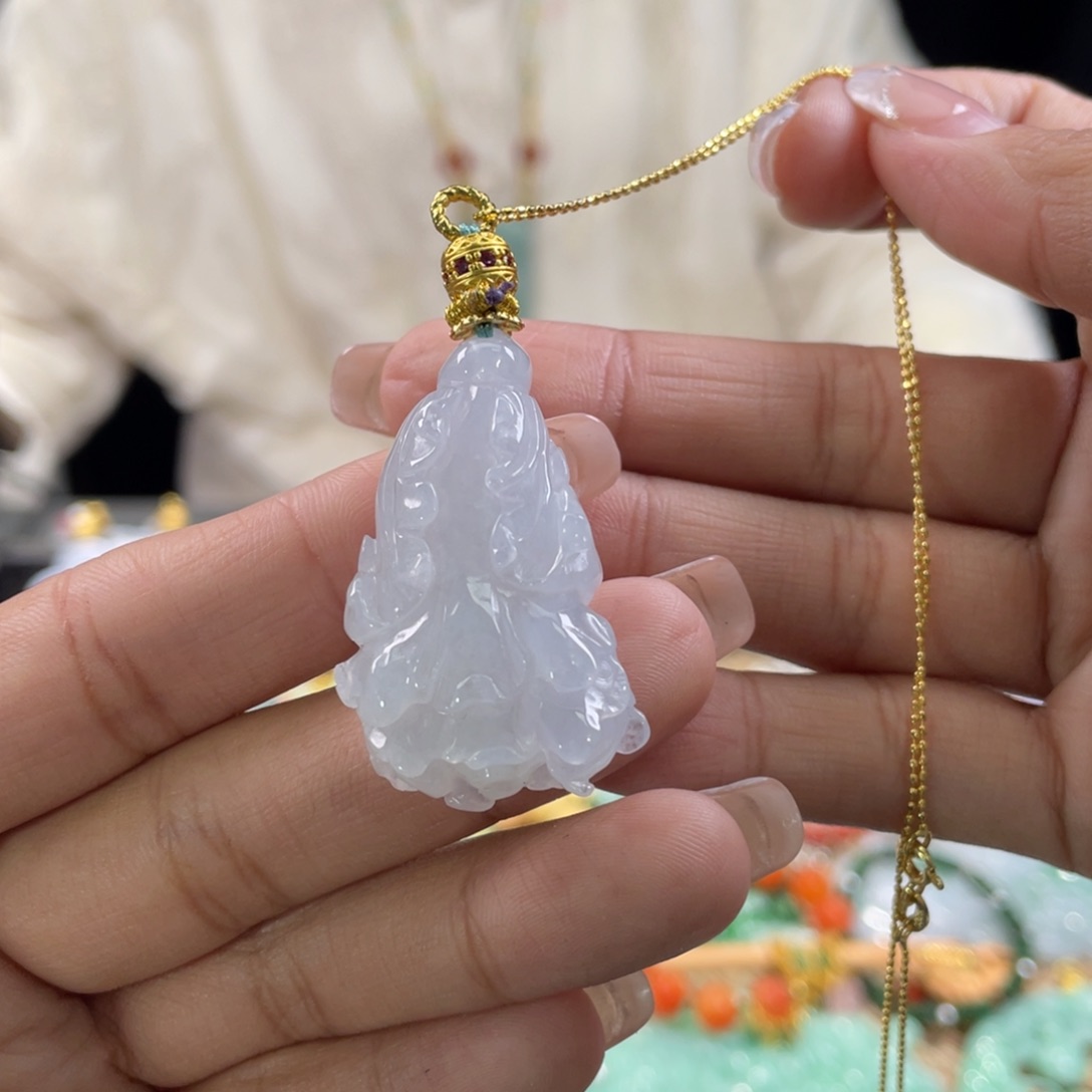 翡翠颈饰未镶嵌代编织