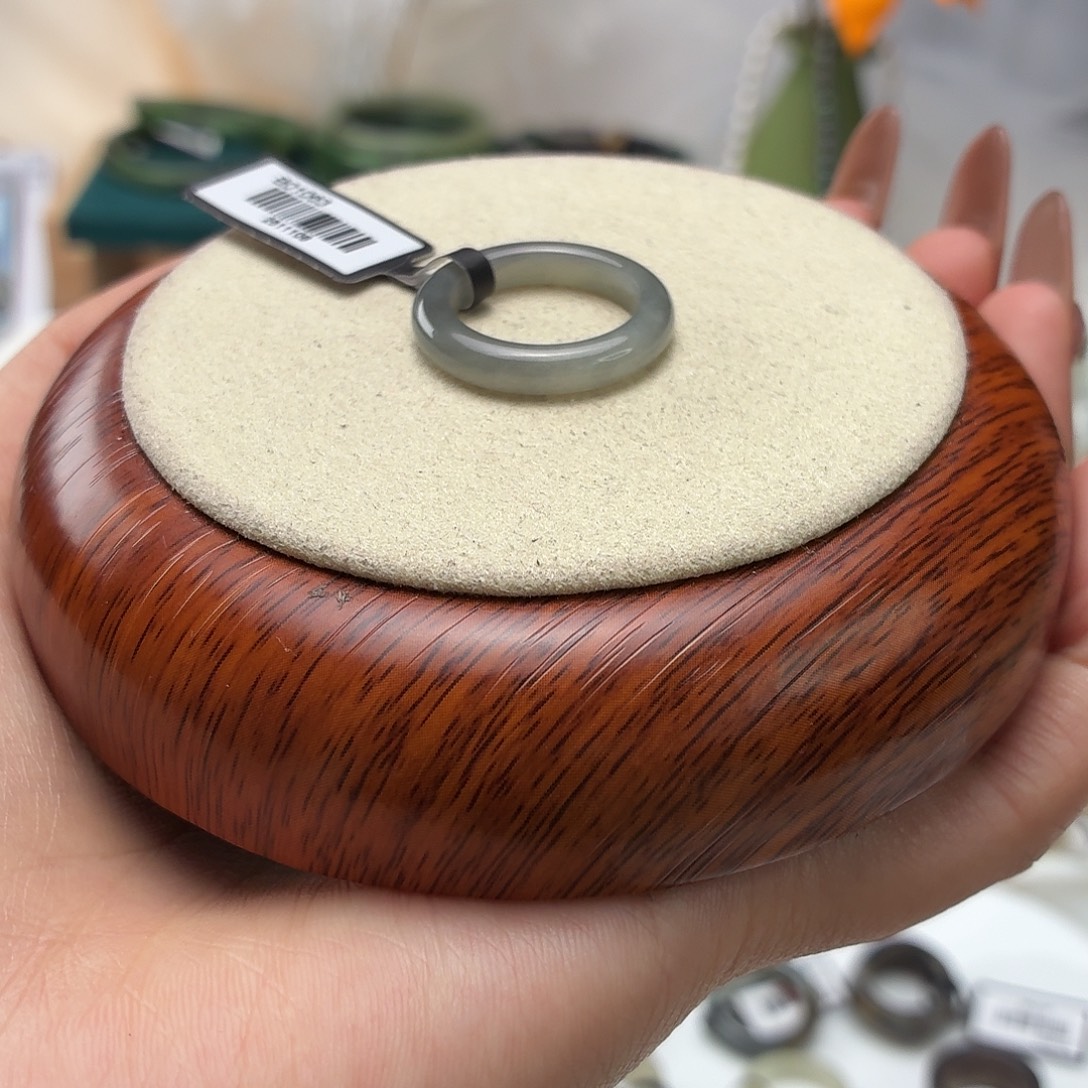 和田玉未镶嵌戒指灰色细条17.5i2