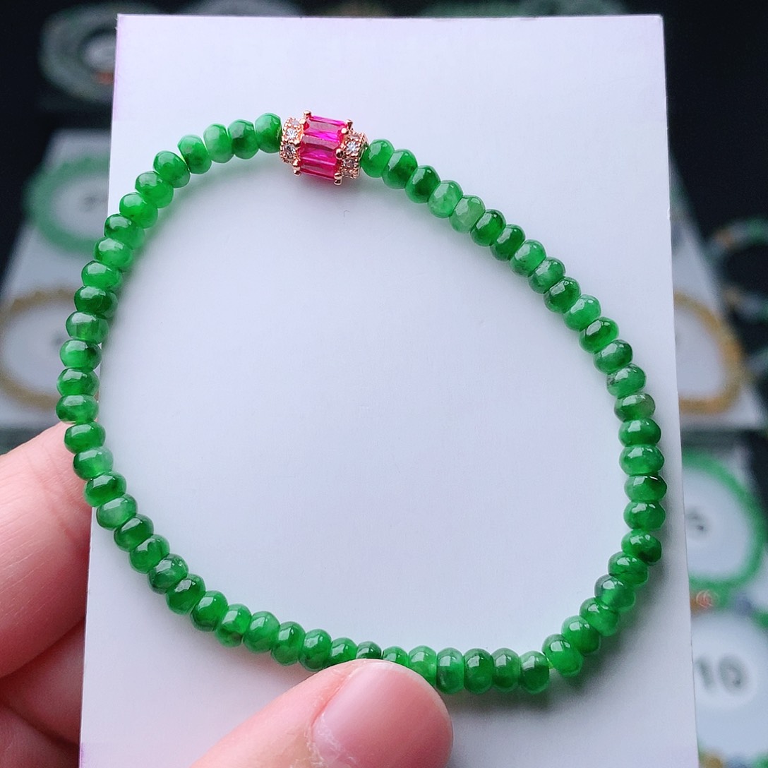 翡翠手串未镶嵌翡翠