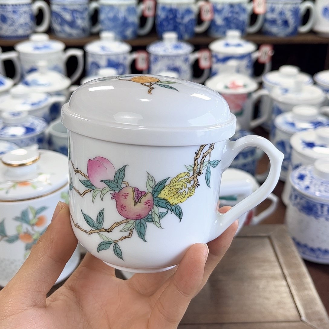 深**?景德镇陶瓷马克杯带盖