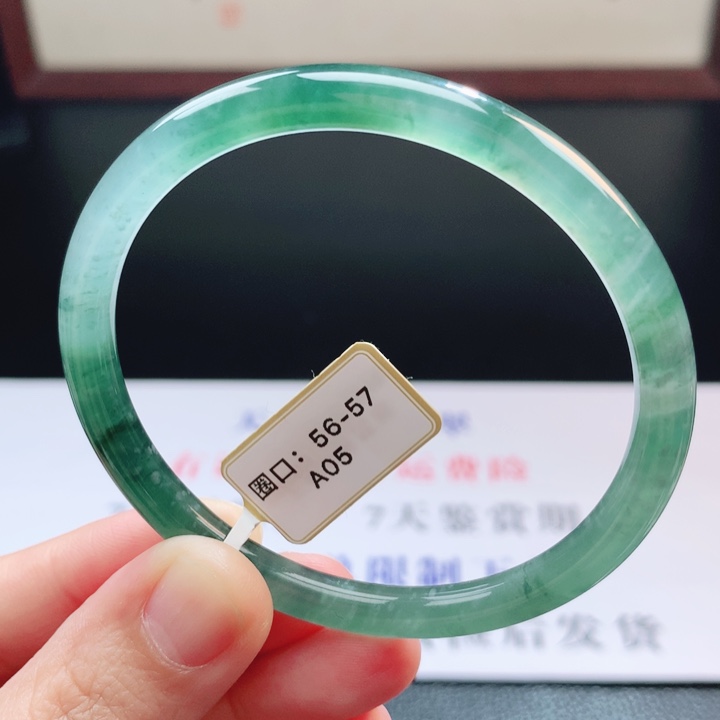 翡翠未镶嵌手镯翡翠手镯58