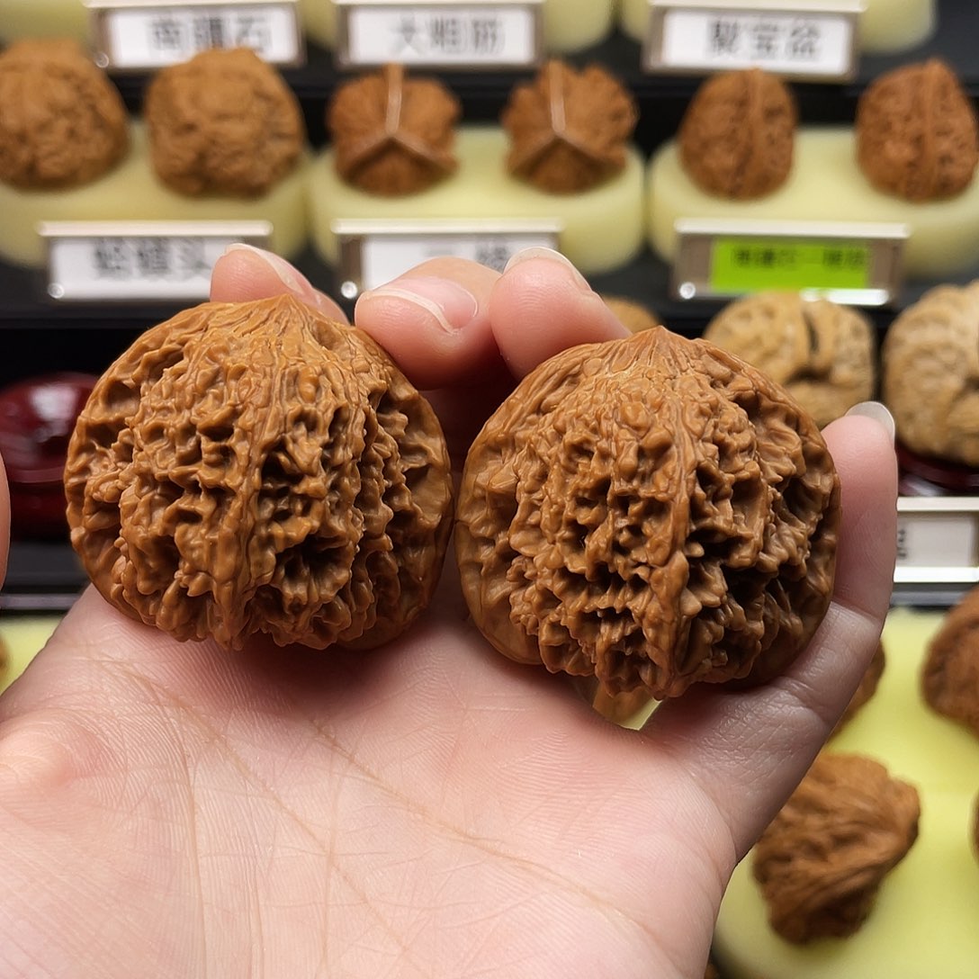 文玩核桃把件满天星42尺1146