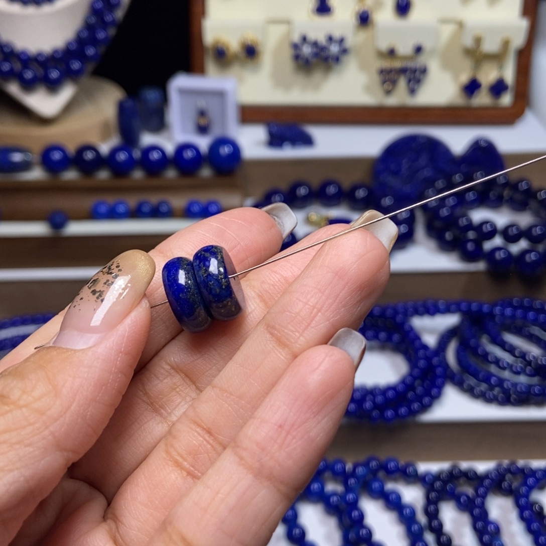四***姨青金石未镶嵌13mm+厚片一对