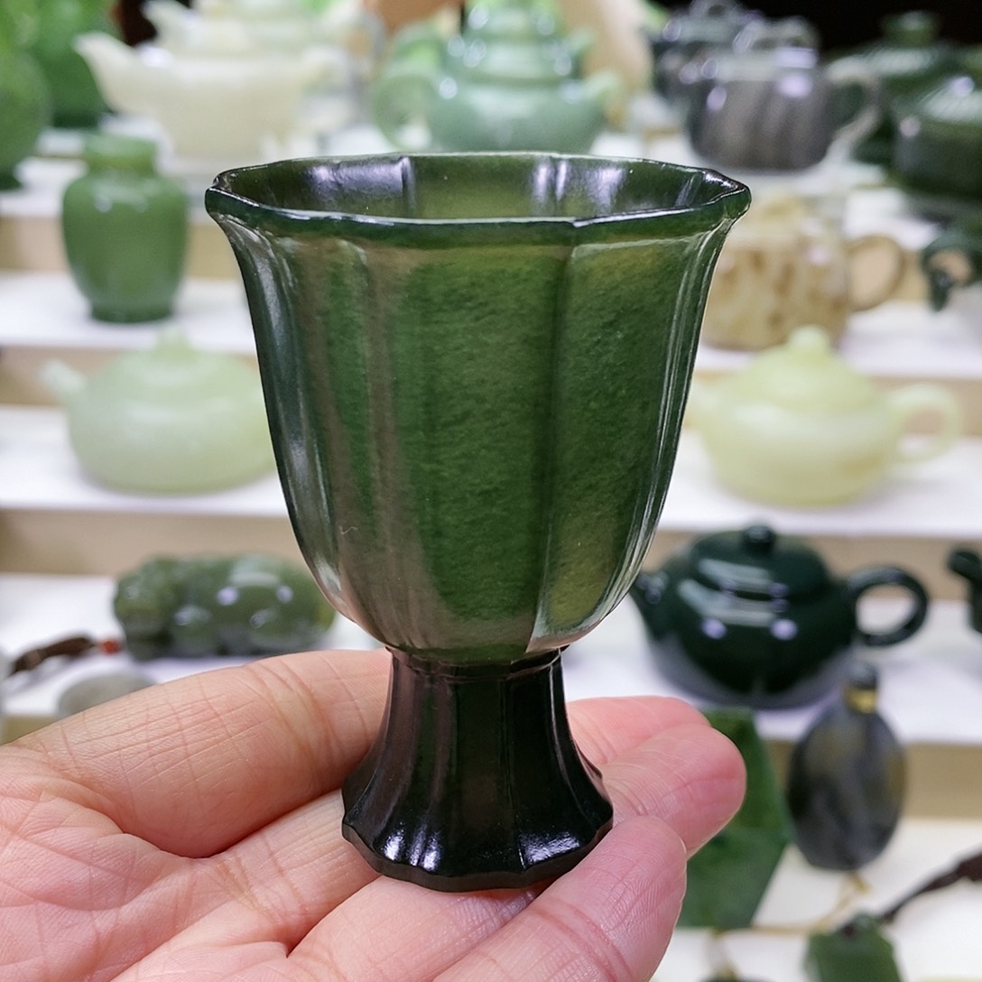 和田玉茶杯未镶嵌