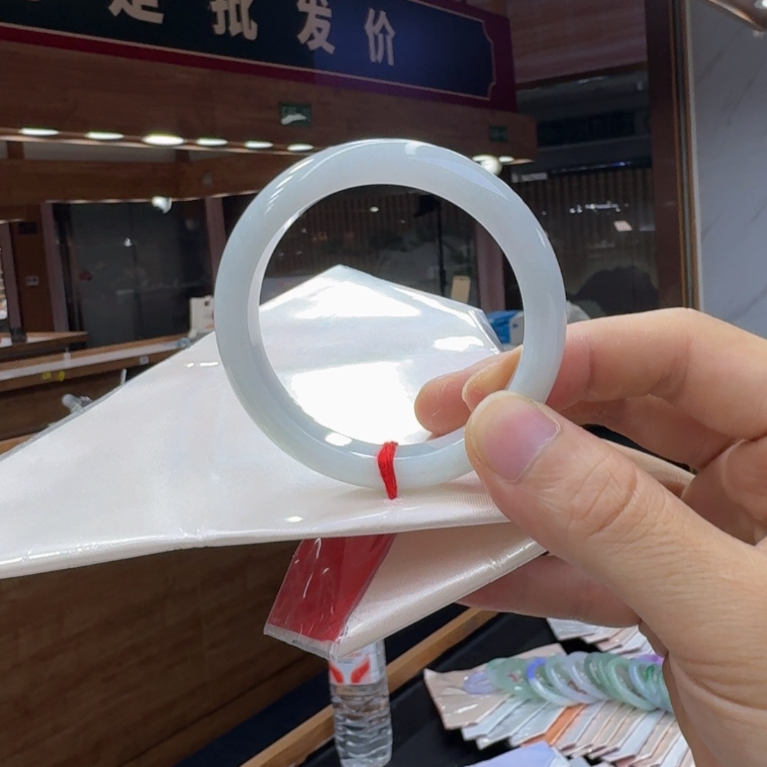 翡翠未镶嵌手镯纯天然缅甸翡翠A货