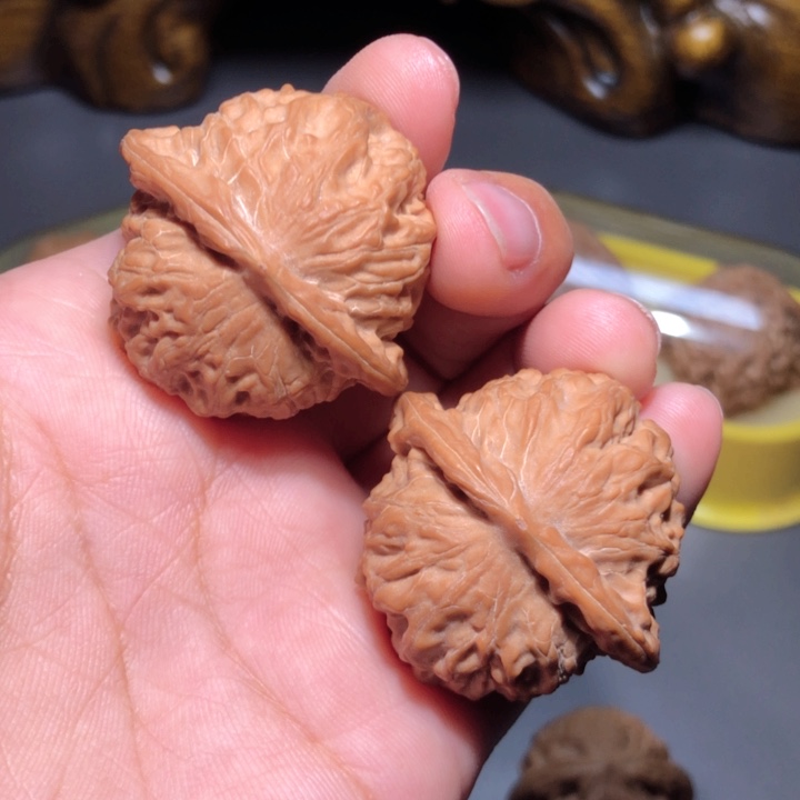 文玩核桃把件39瓷娃娃