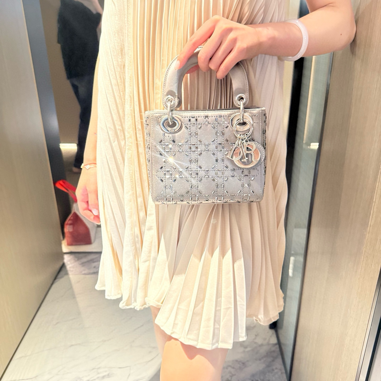 95新 DIOR/迪奥 dior太空银三格戴妃串珠手提斜挎包