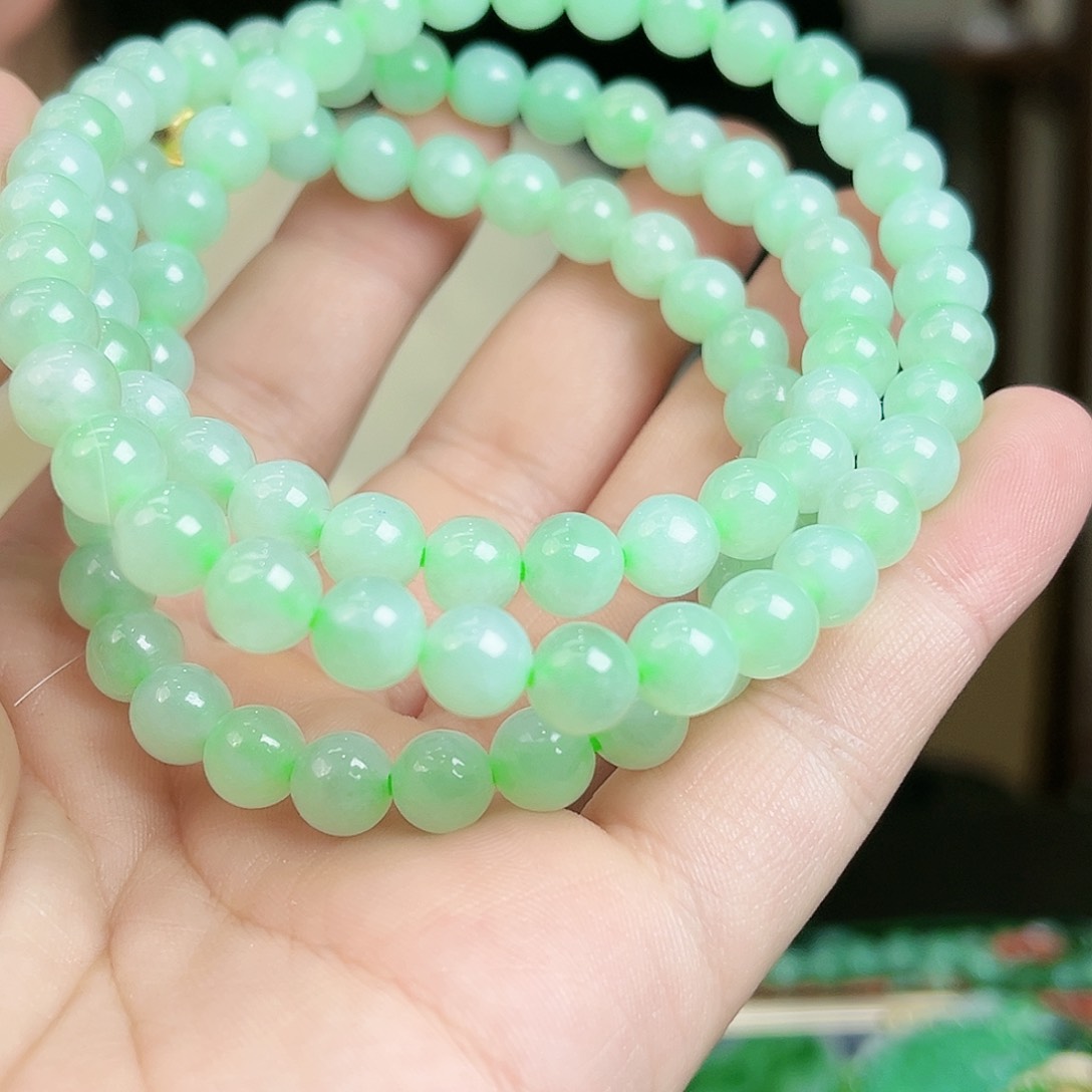 翡翠颈饰未镶嵌项链