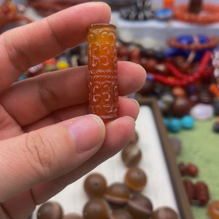 合金颈饰玛瑙/玉髓