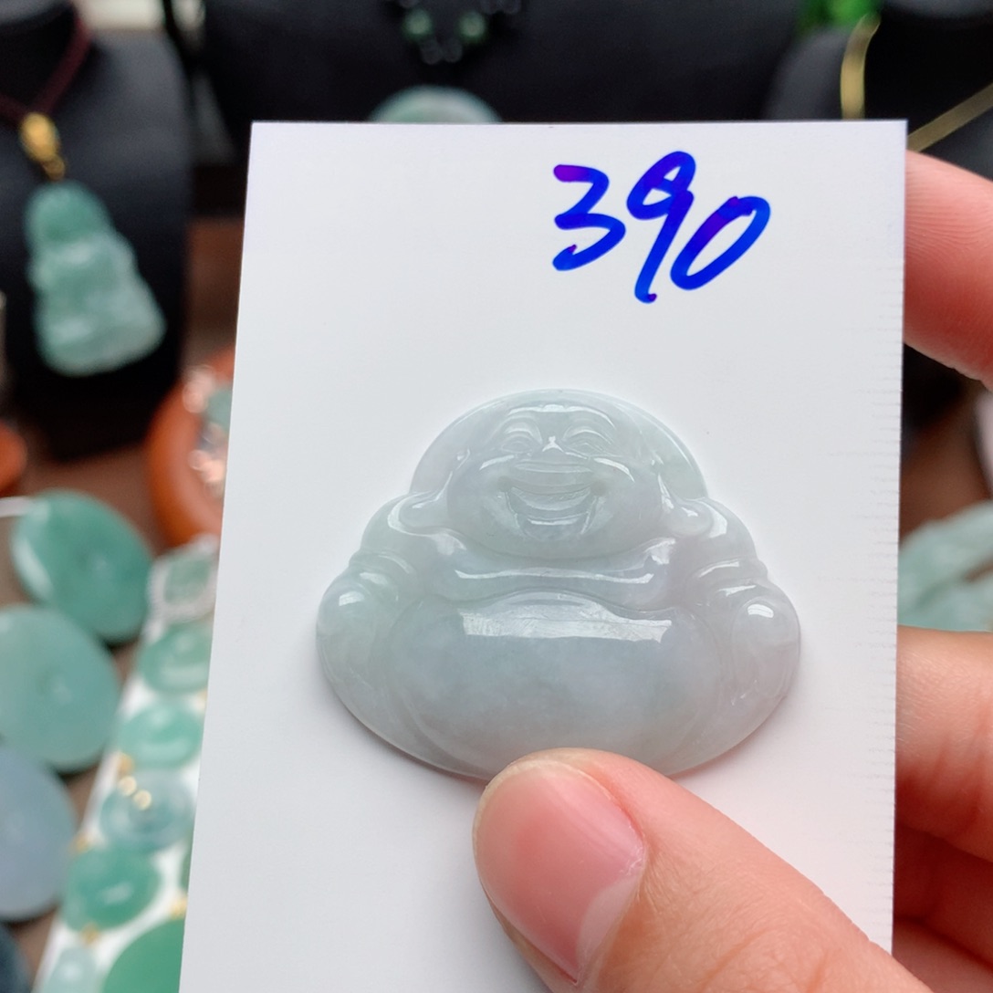 翡翠颈饰未镶嵌吊坠