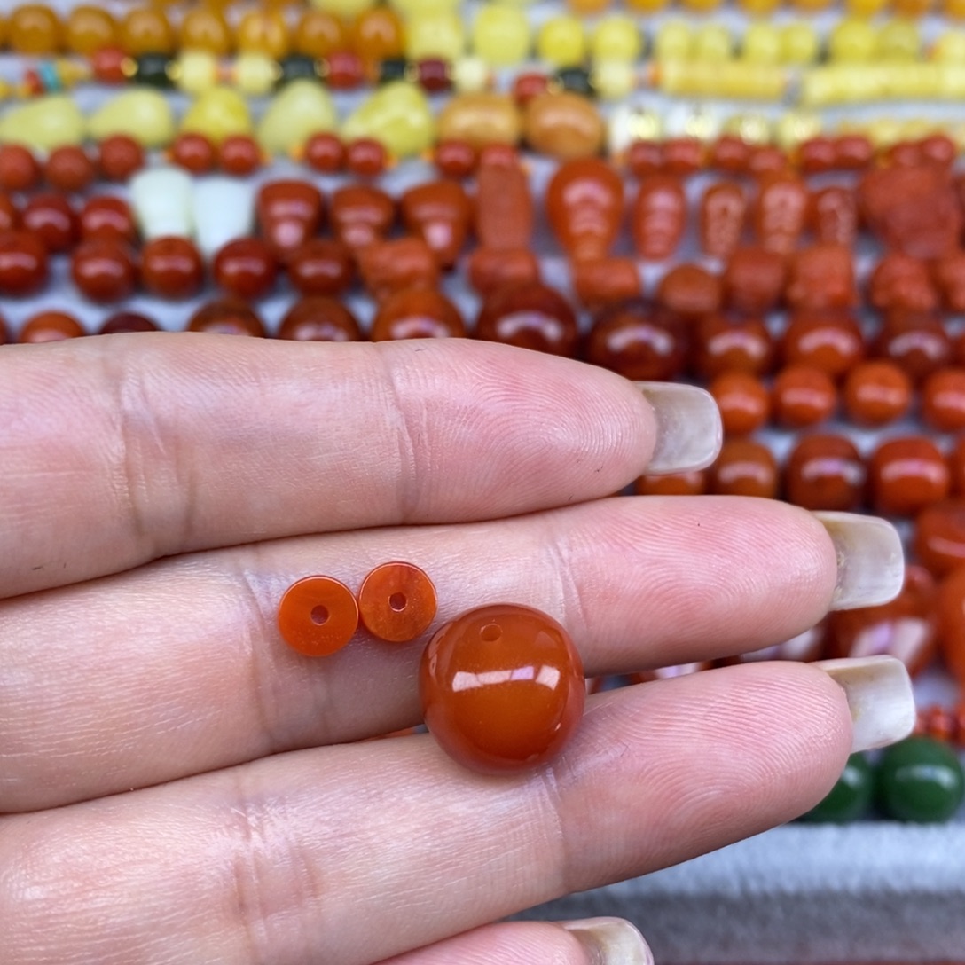林***少南红玛瑙未镶嵌套装12mm